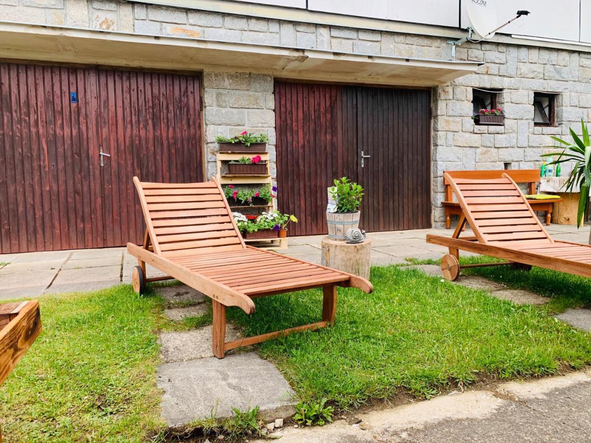 Hotel Penzion Tomy Na Pláži Frymburk Exterior foto